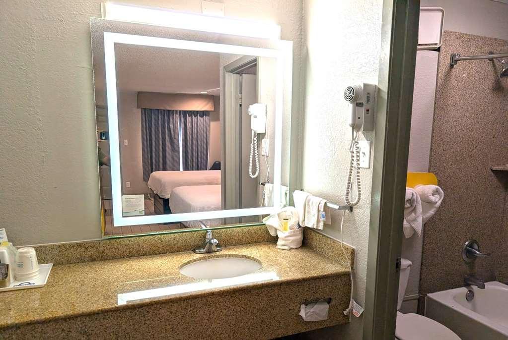 Days Inn By Wyndham Arcadia Louisiana Phòng bức ảnh